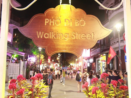 Tourism suffers from price storm and stronger foreign currencies